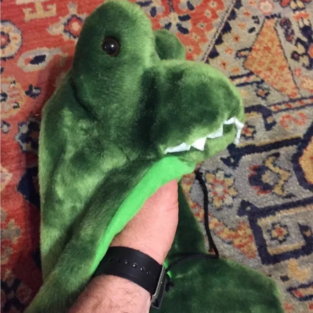 Lil Tots green dinosaur vest fleece - Picture 4 of 8